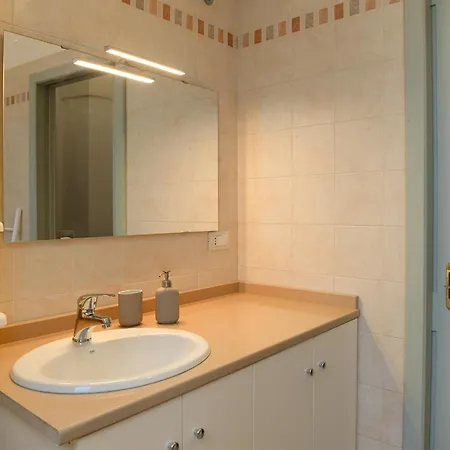 Corte Delle Rondini بيت للعطل *